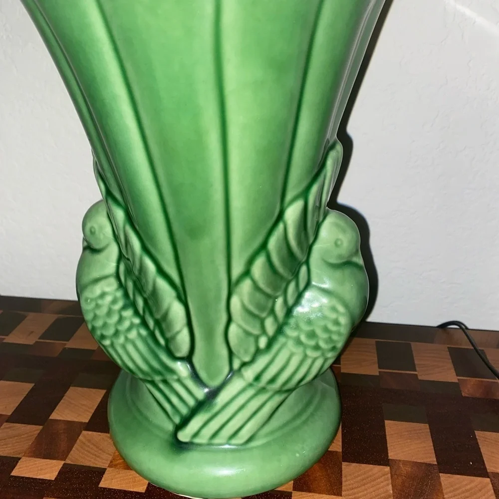 Vintage Shawnee Pottery Fluted Double Dove Green Glaze Ceramic Art Deco Vase 9”H